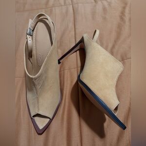 SANTA LOLLA Beige Peep-Toe Heels